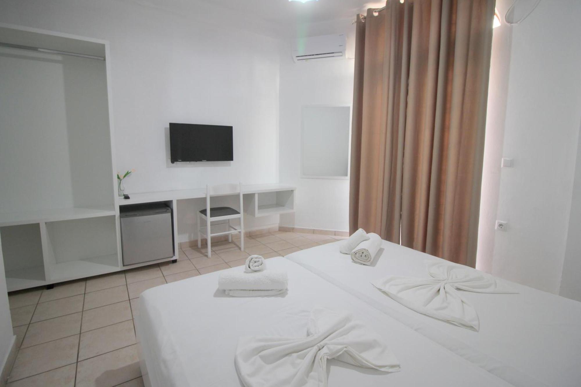 Hotel Ceka Саранда Экстерьер фото