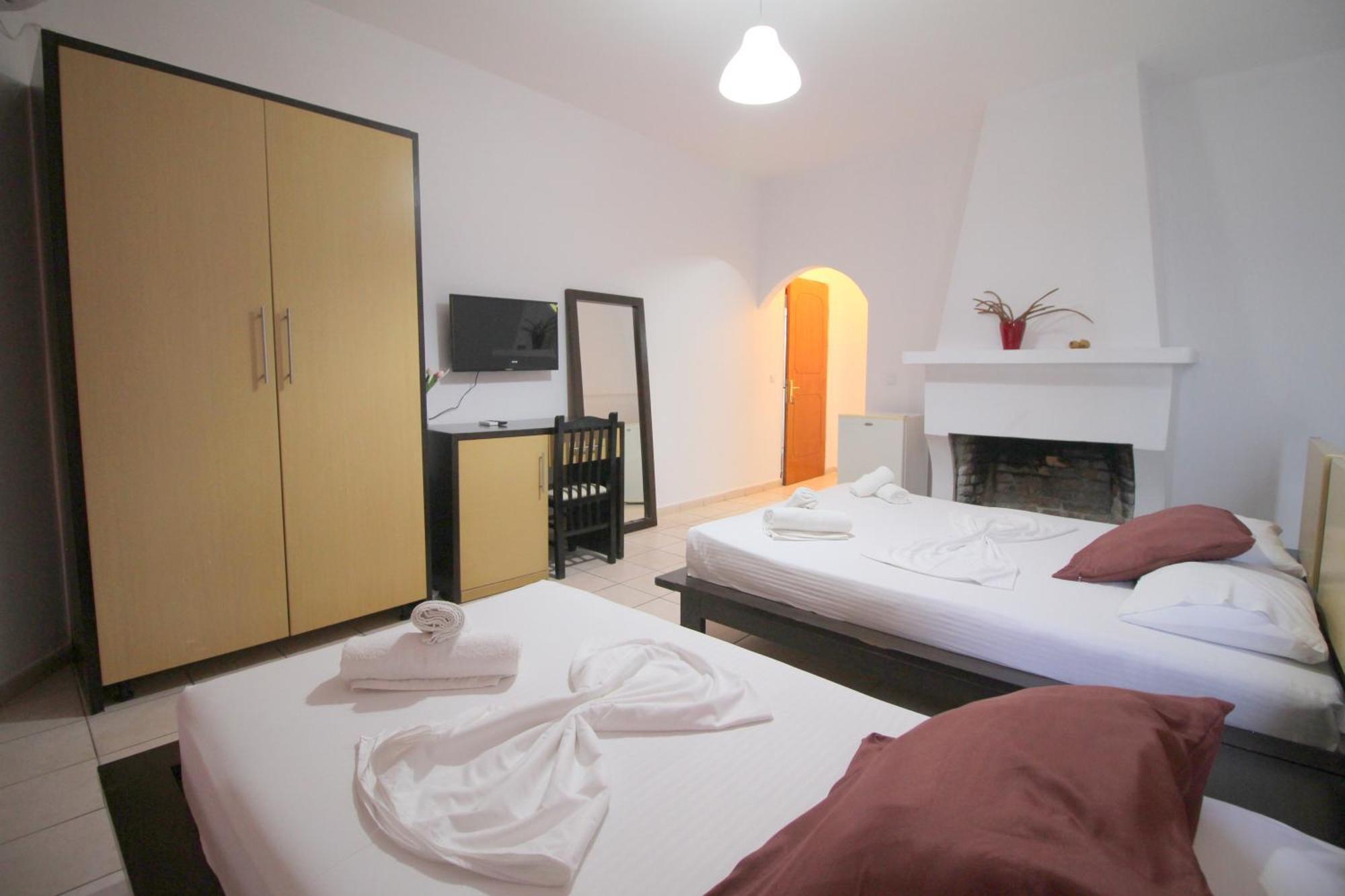 Hotel Ceka Саранда Экстерьер фото