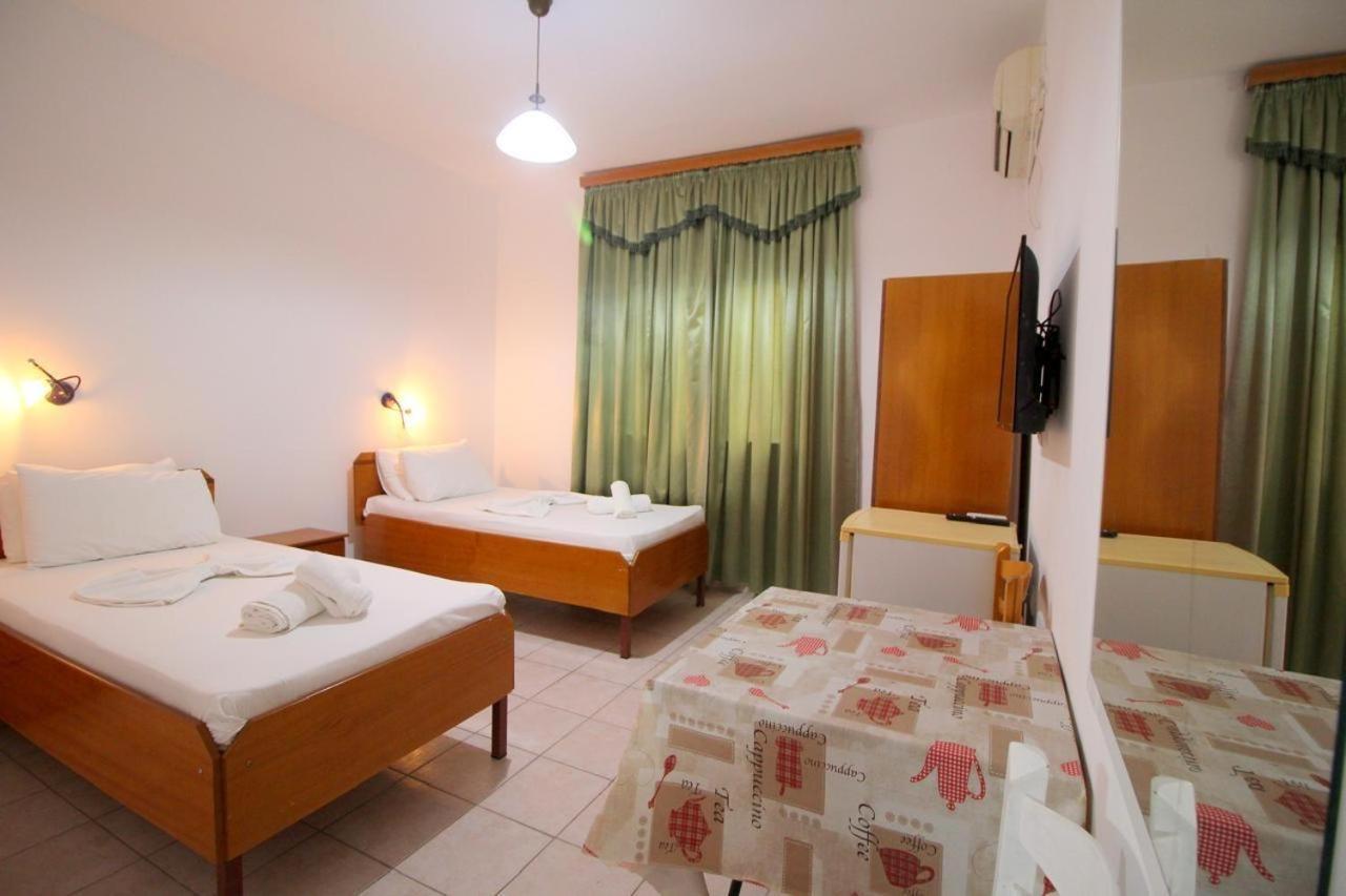 Hotel Ceka Саранда Экстерьер фото
