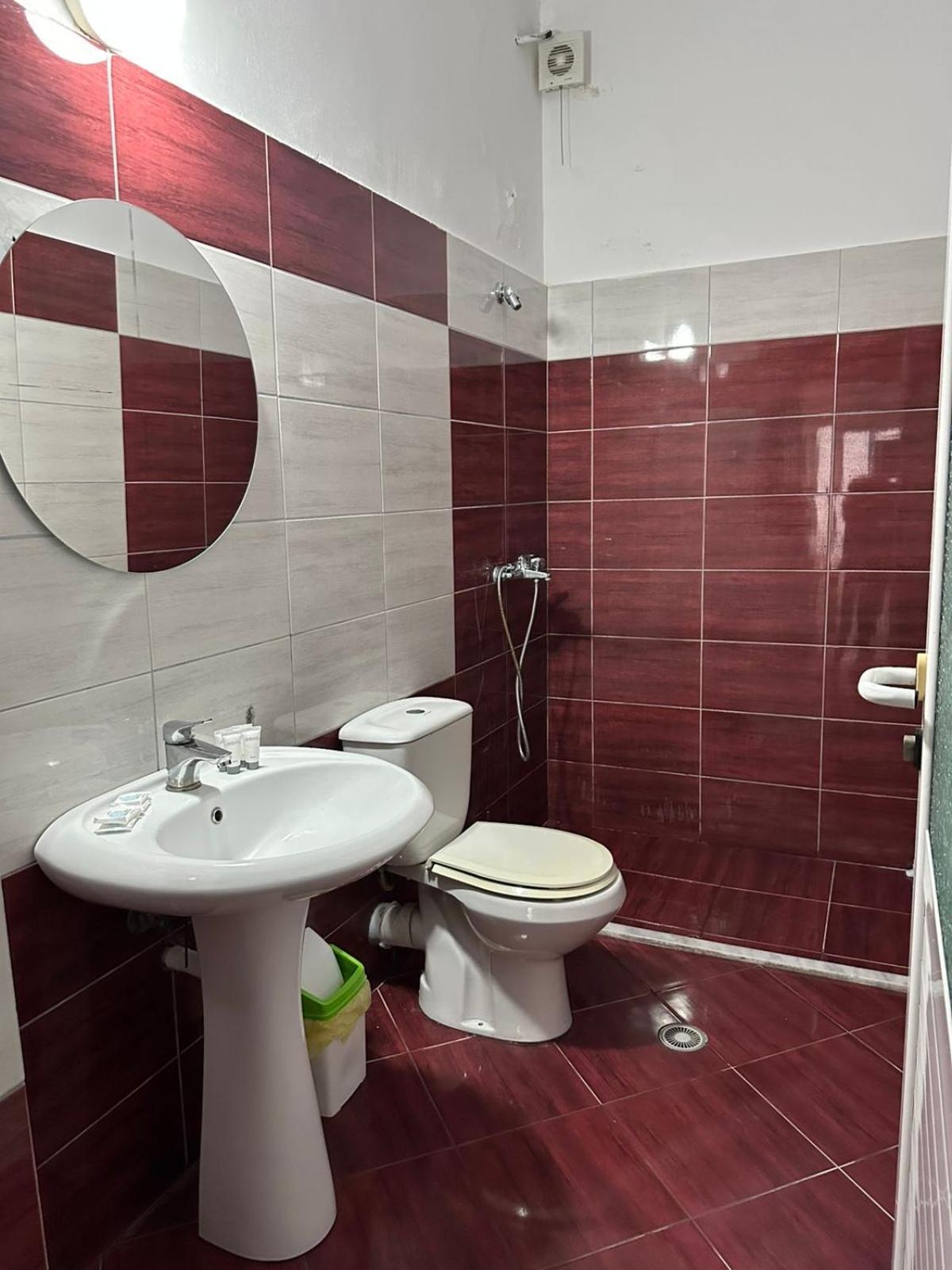 Hotel Ceka Саранда Экстерьер фото