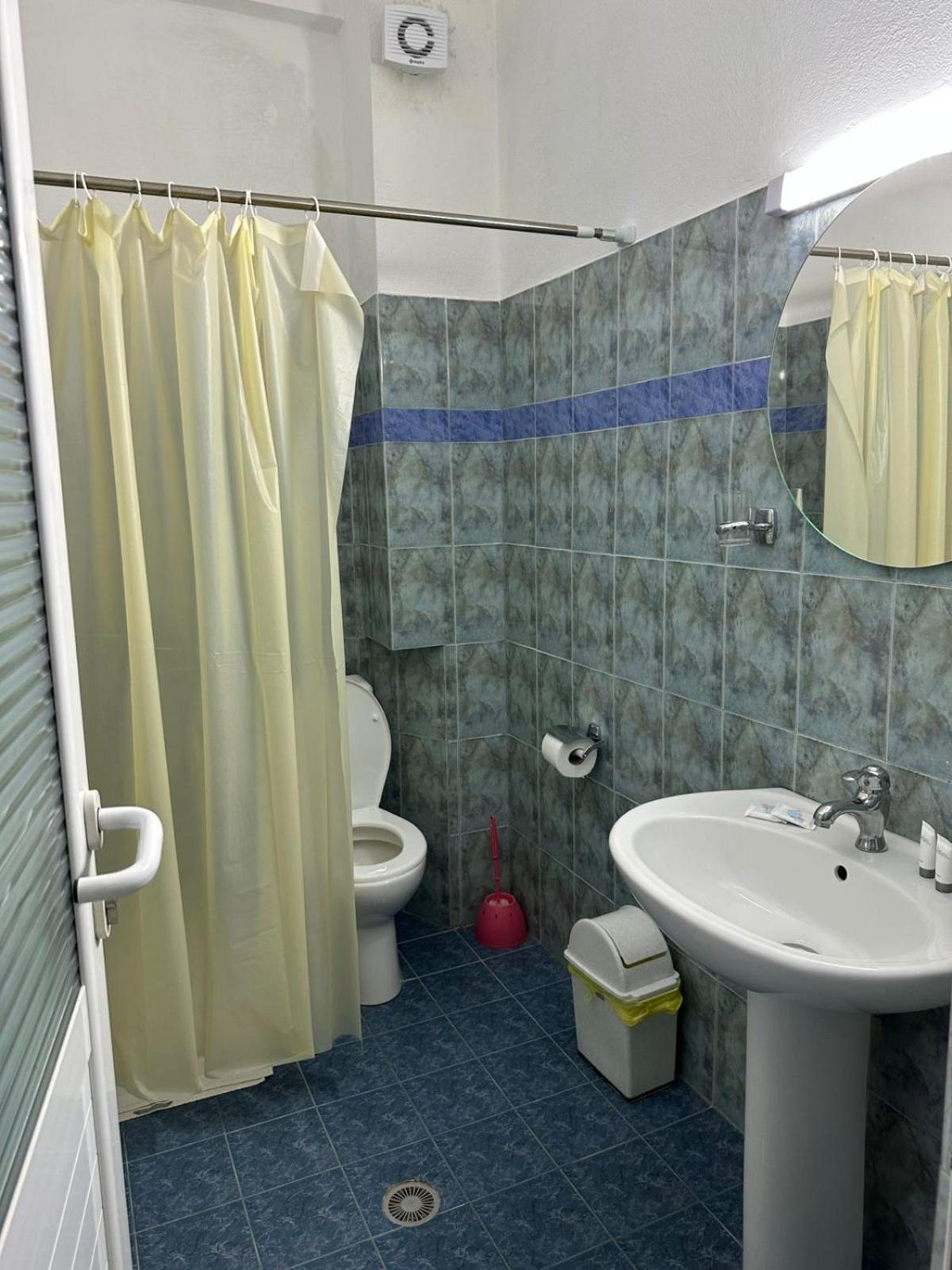 Hotel Ceka Саранда Экстерьер фото