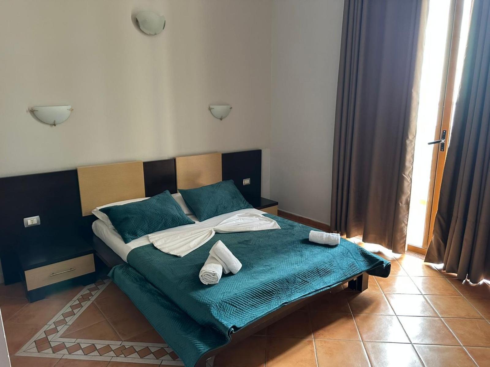 Hotel Ceka Саранда Экстерьер фото