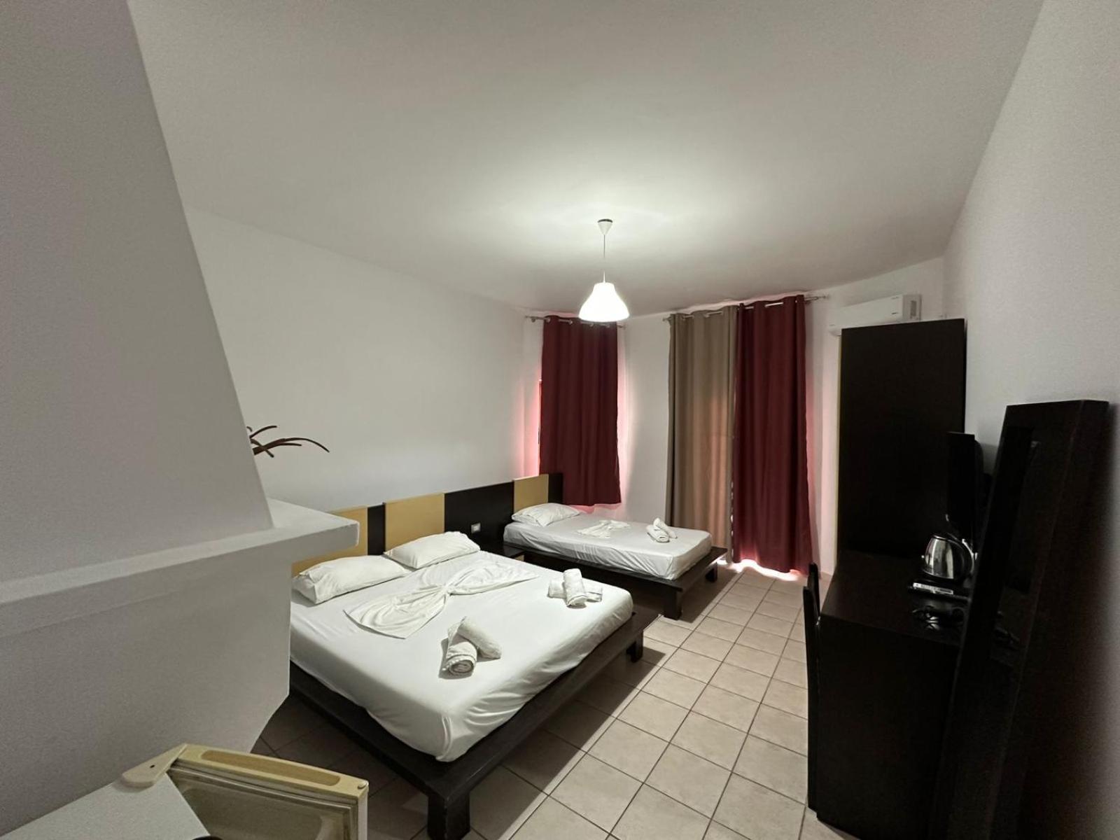 Hotel Ceka Саранда Экстерьер фото
